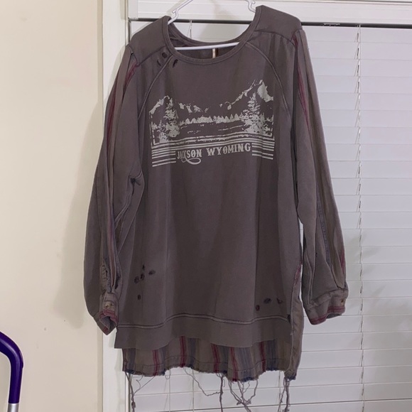 Free People Tops - Free People “Jackson Wyoming” Sweatshirt